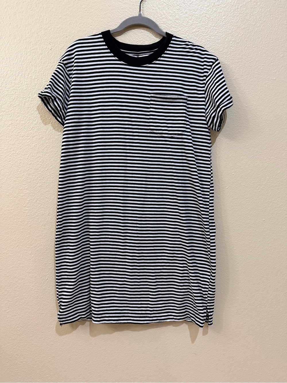 Time & Tru Black White Striped Tee Dress Size M 8-10 Mint Condition